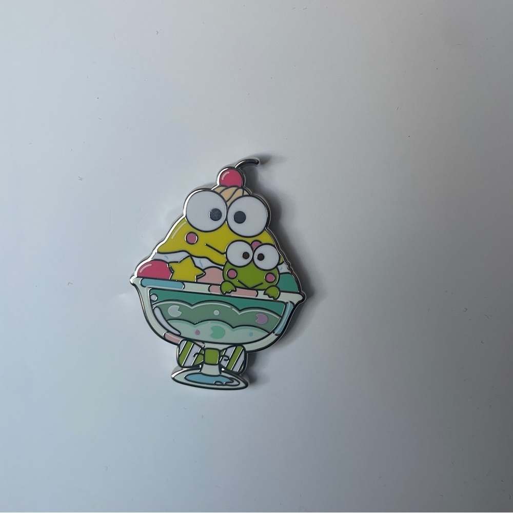 Keroppi pin